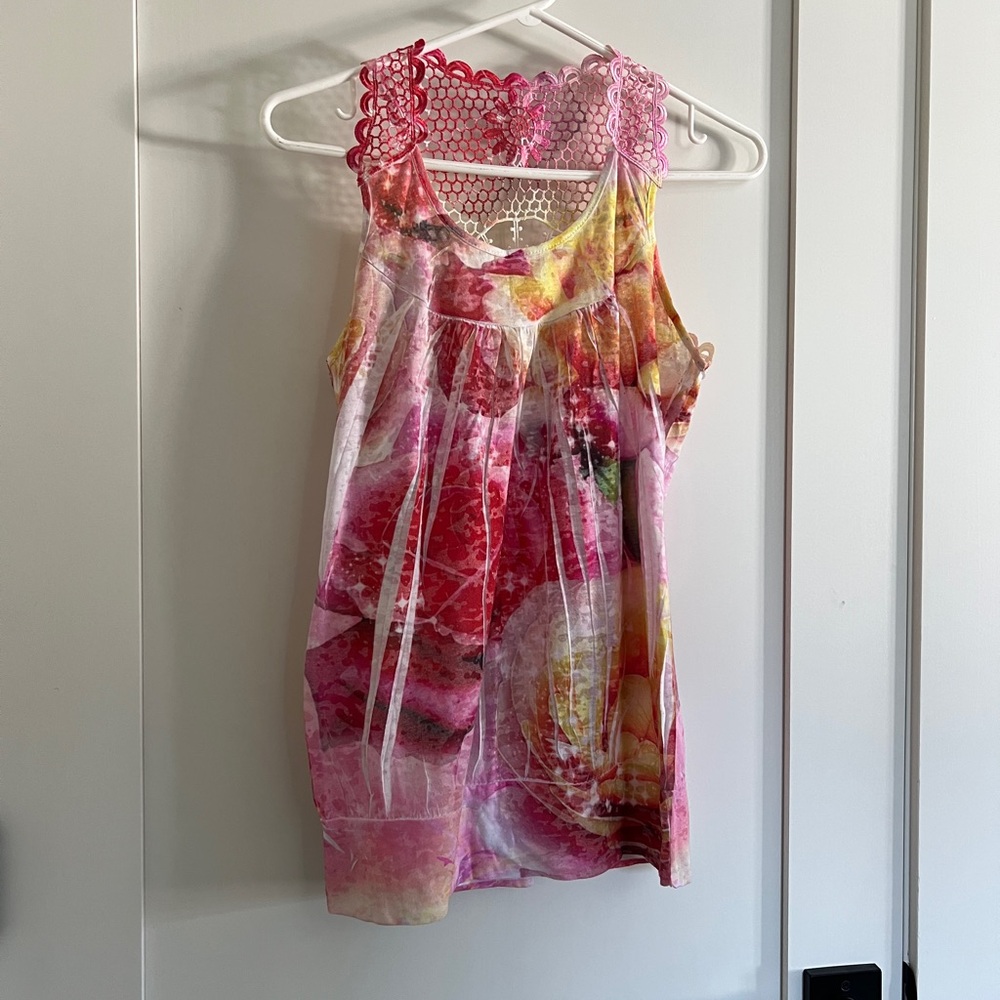 Floral tie dye lace back tank top